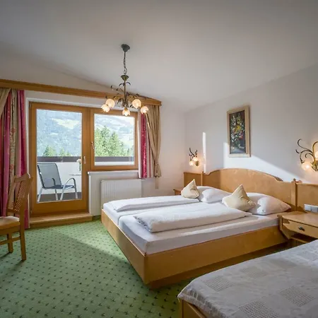 Pension*** Wiesenhof Hotell Kaltenbach