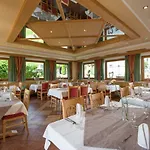 Wiesenhof Hotel 3*